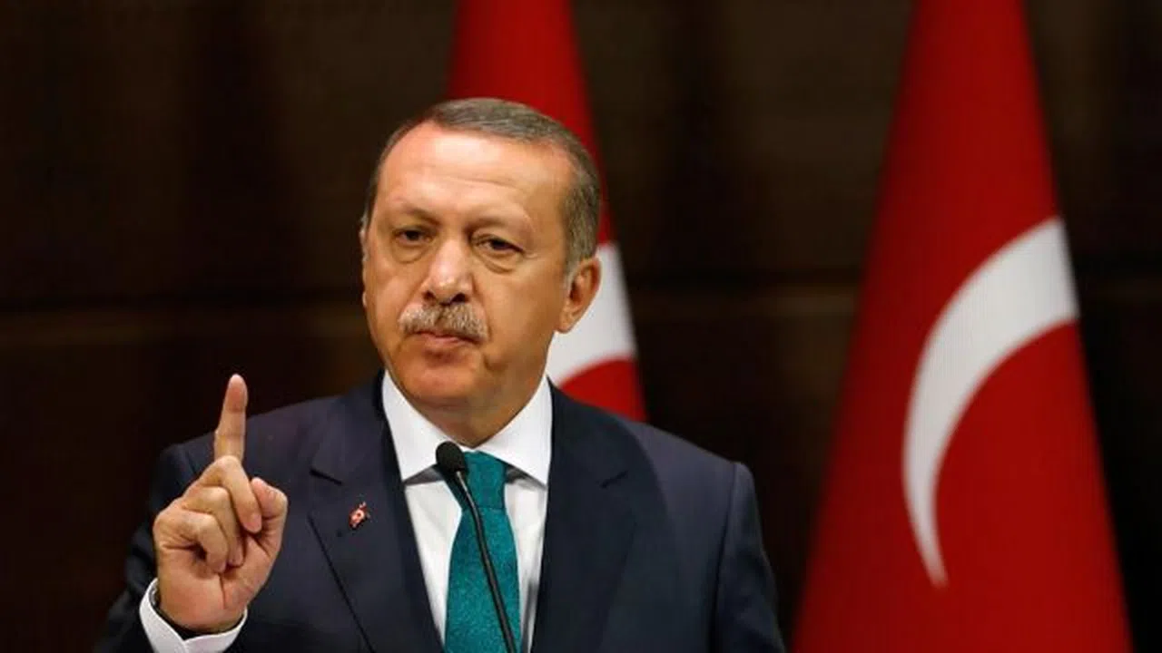 Üç başkana istifa uyarısı: Sonuçları ağır olur