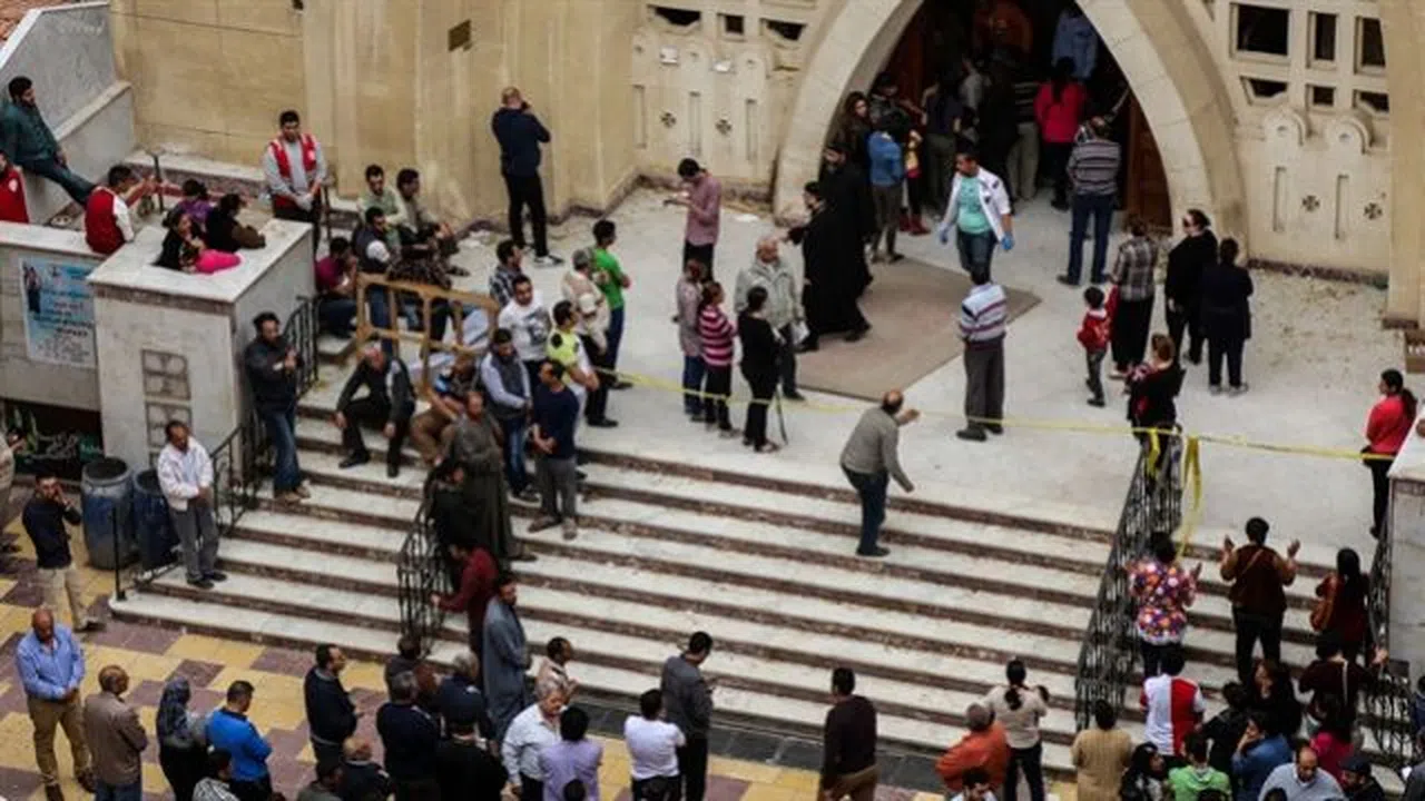 Mısır'da kiliseye saldırı, 5 kişi hayatını kaybetti