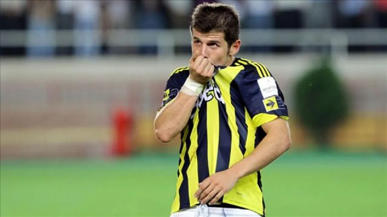 Fenerbahçe, Emre Belözoğlu ile her konuda anlaştı