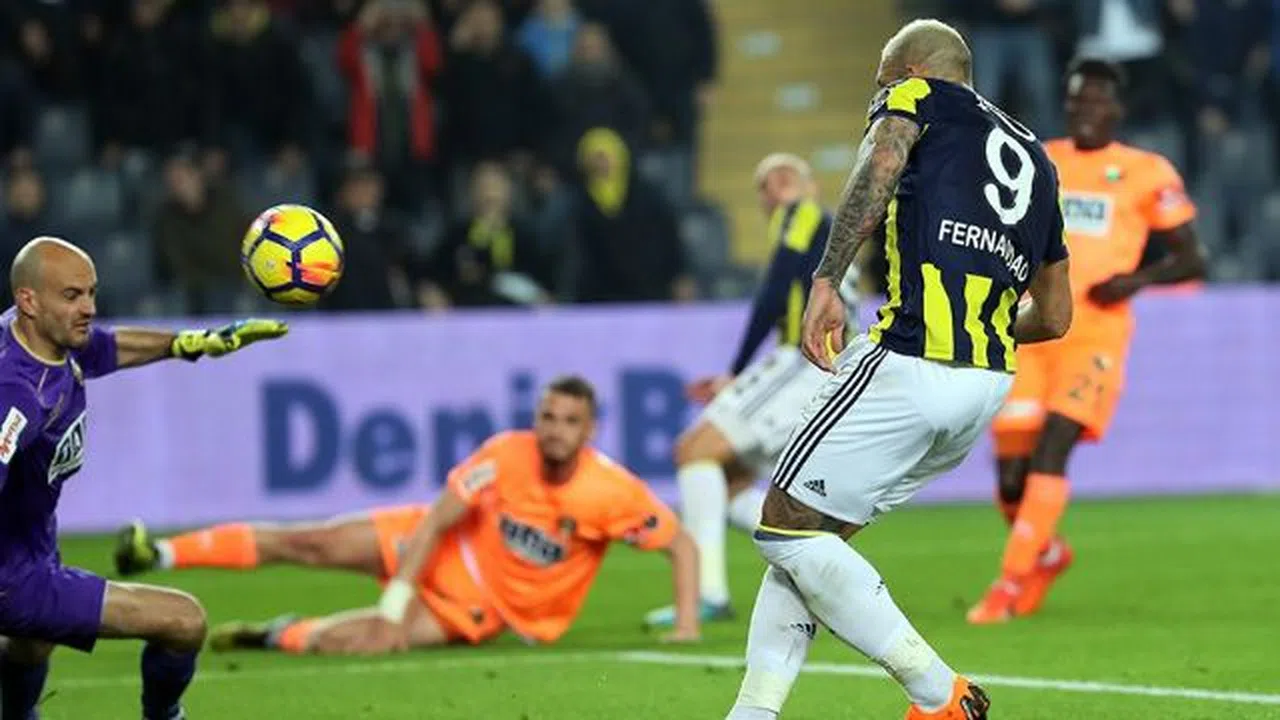 Fenerbahçe adım adım zirveye yaklaşıyor