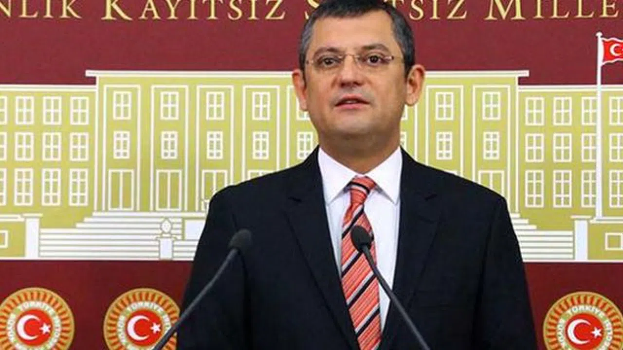 Siyasetin gündeminde Gargamel ve Tipitip tartışması