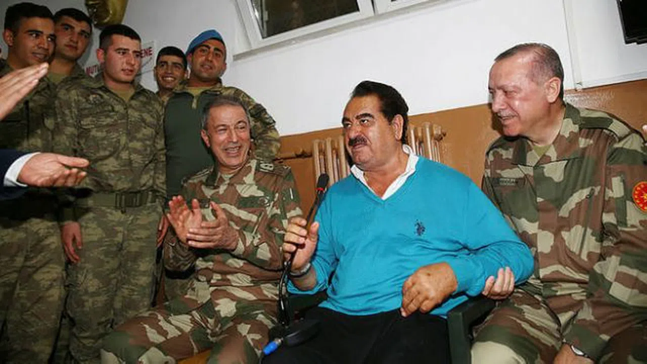 Hatay'daki birlikleri ziyaret eden ünlülerden Kılıçdaroğlu'na yanıt