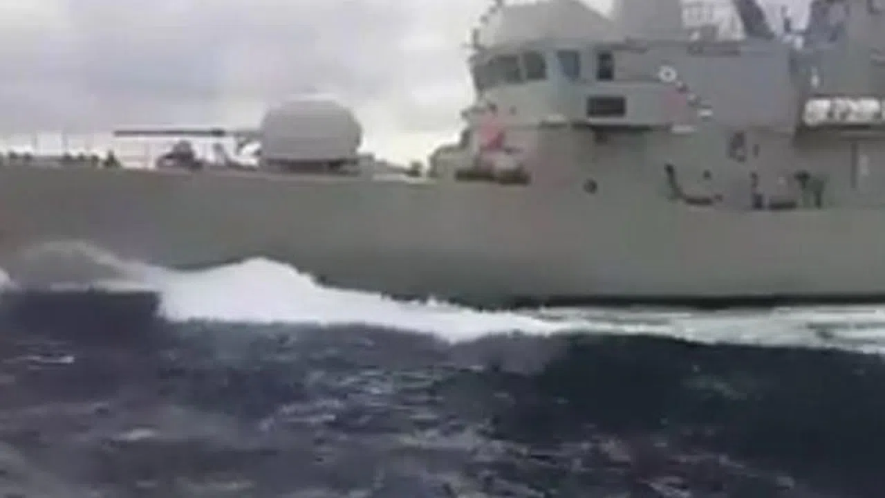 Ege’de Yunan hücumbotu Türk gemisine çarptı