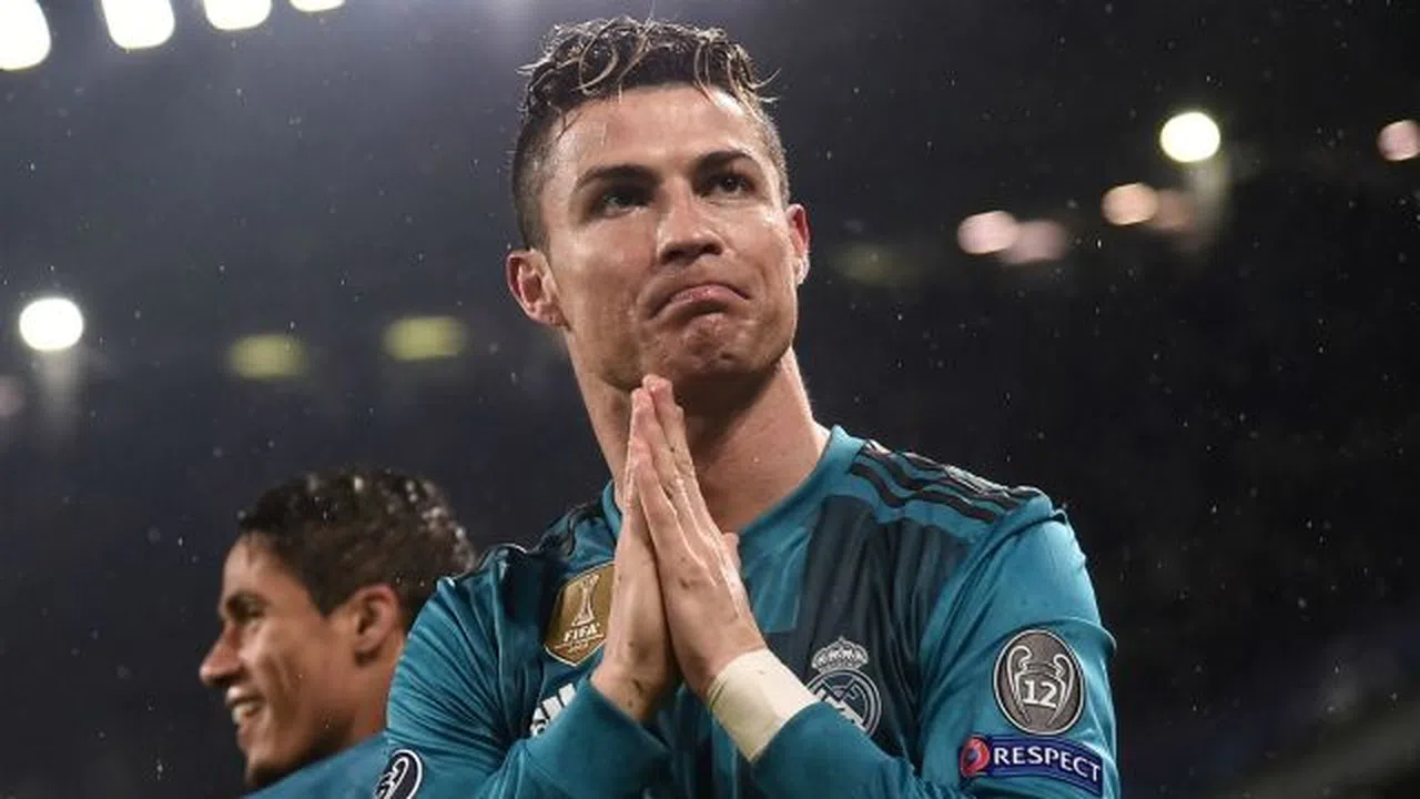 Juventus Ronaldo'yla transfer masasına oturmaya hazırlanıyor