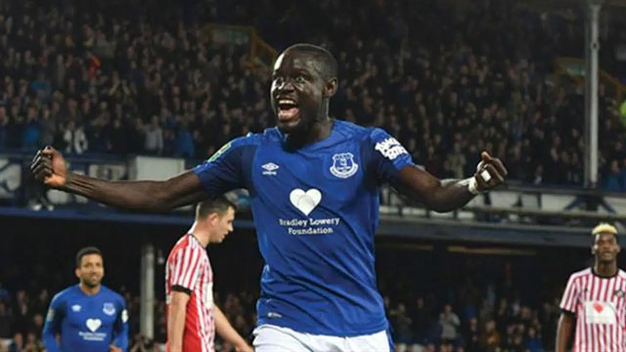 Galatasaray Senegalli oyuncu için bastırıyor