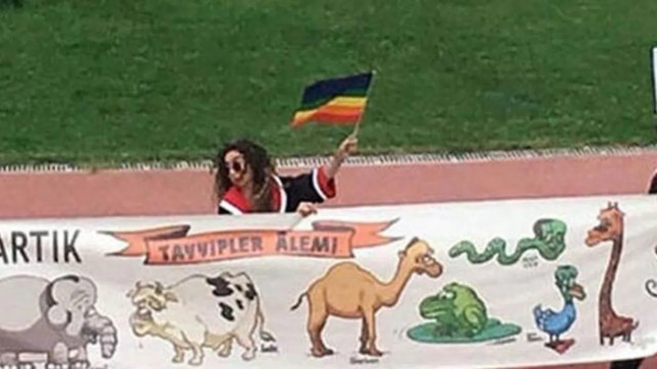 Erdoğan o pankartı açan ODTÜ'lü öğrencileri çaya davet etti