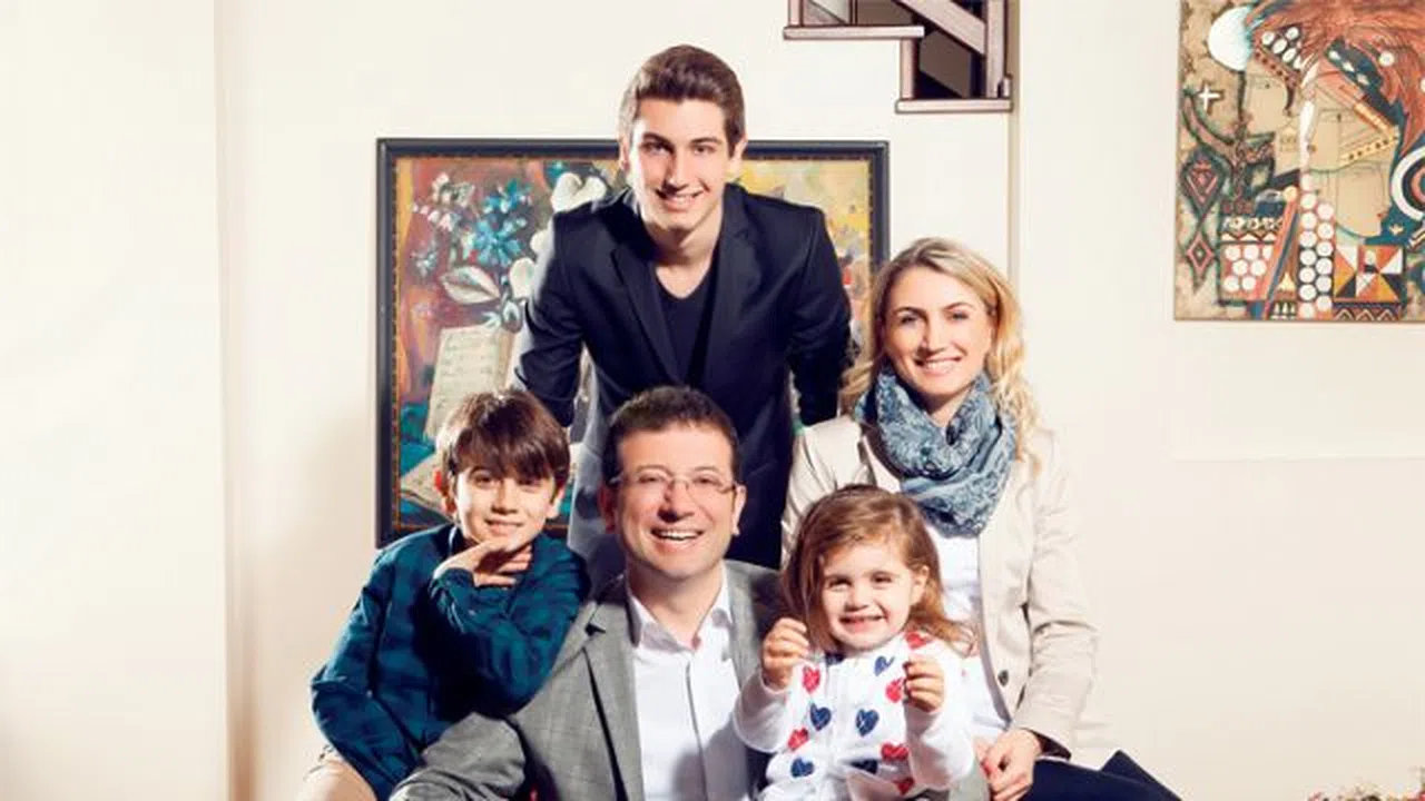 CHP'nin İstanbul Adayı Ekrem İmamoğlu kimdir?