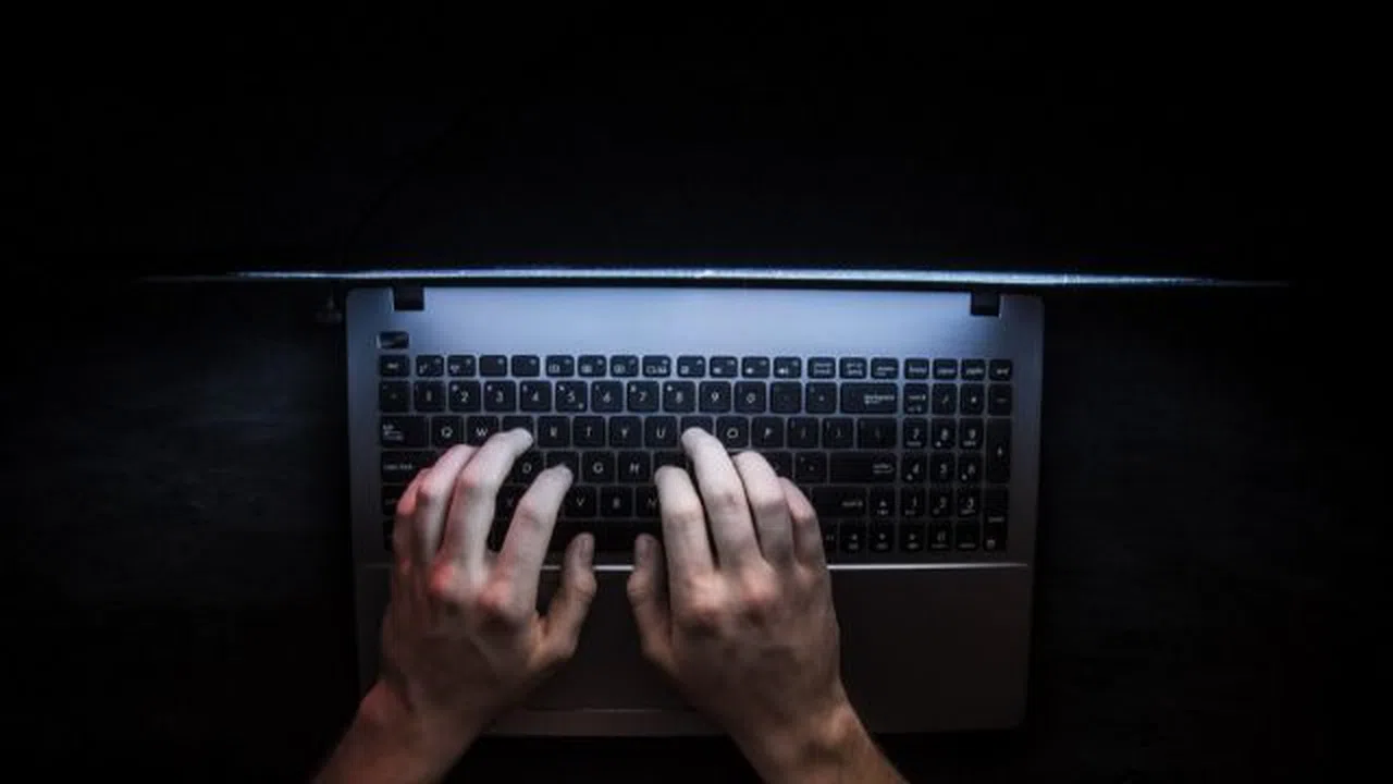 Notlarını değiştirmek için MEB'in sistemini hackledi