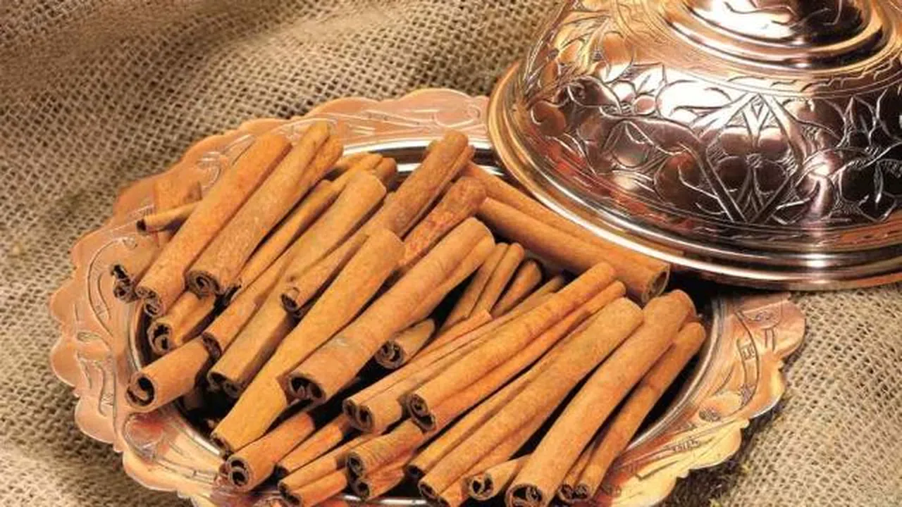 Aşırı tarçın kullanımı beyin kanamasına neden olabilir