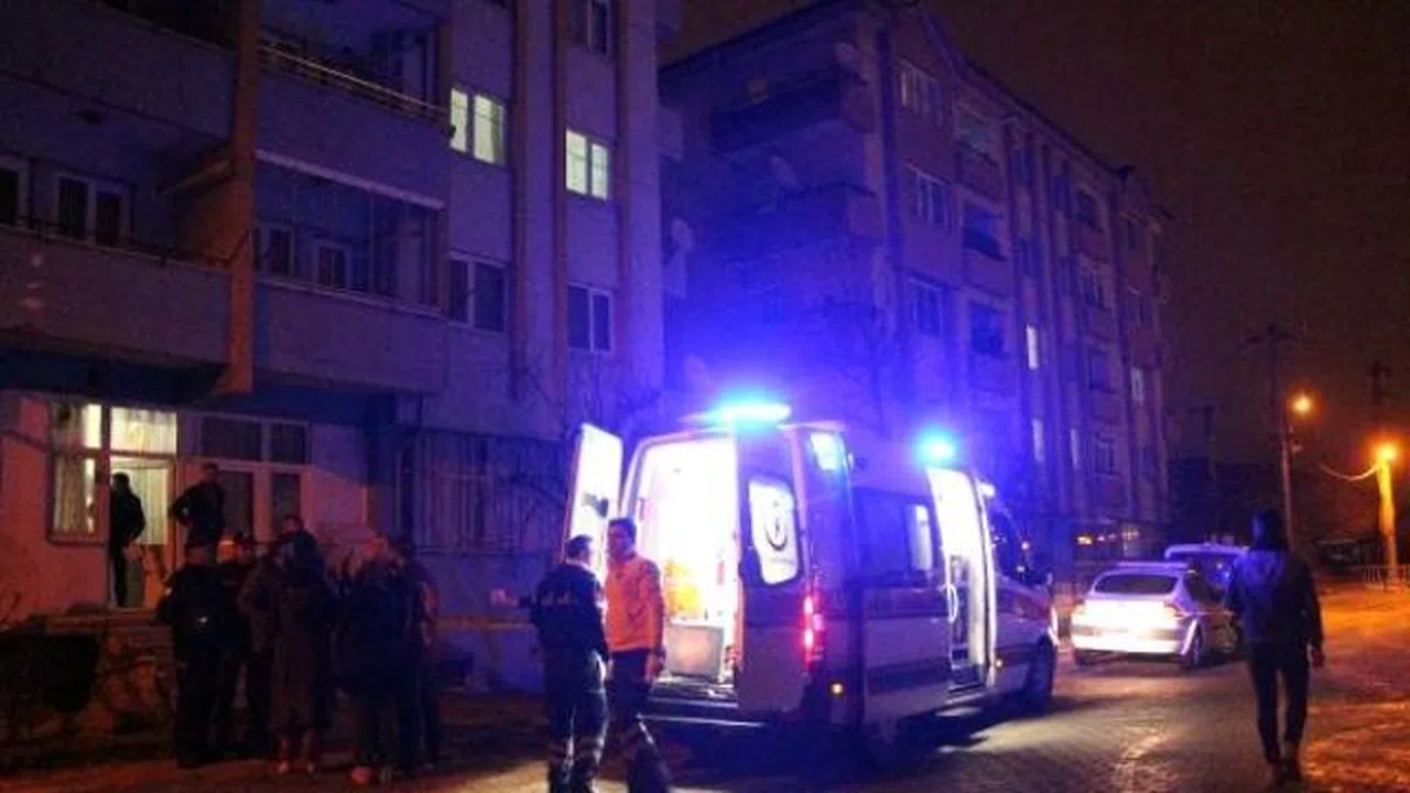 Cani koca eşinin boğazını kesti!