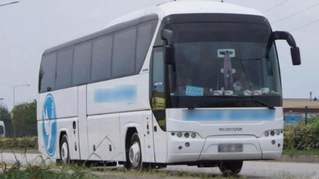 Namaz kılmak isteyen yolcuyu darp eden şoför ve muavine ceza!