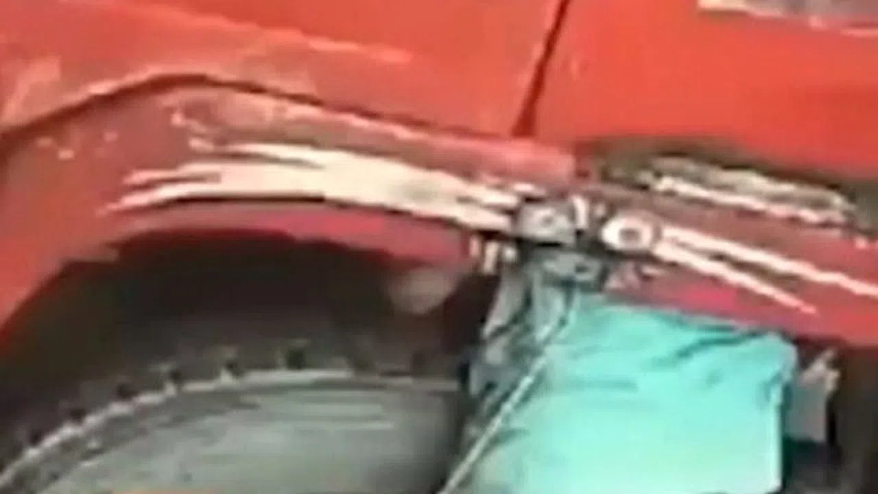 Patlayan TIR lastiği faciaya neden oldu