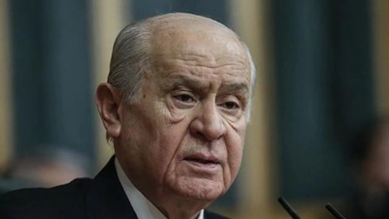 Devlet Bahçeli'den sosyal medyadan sert eleştiri!