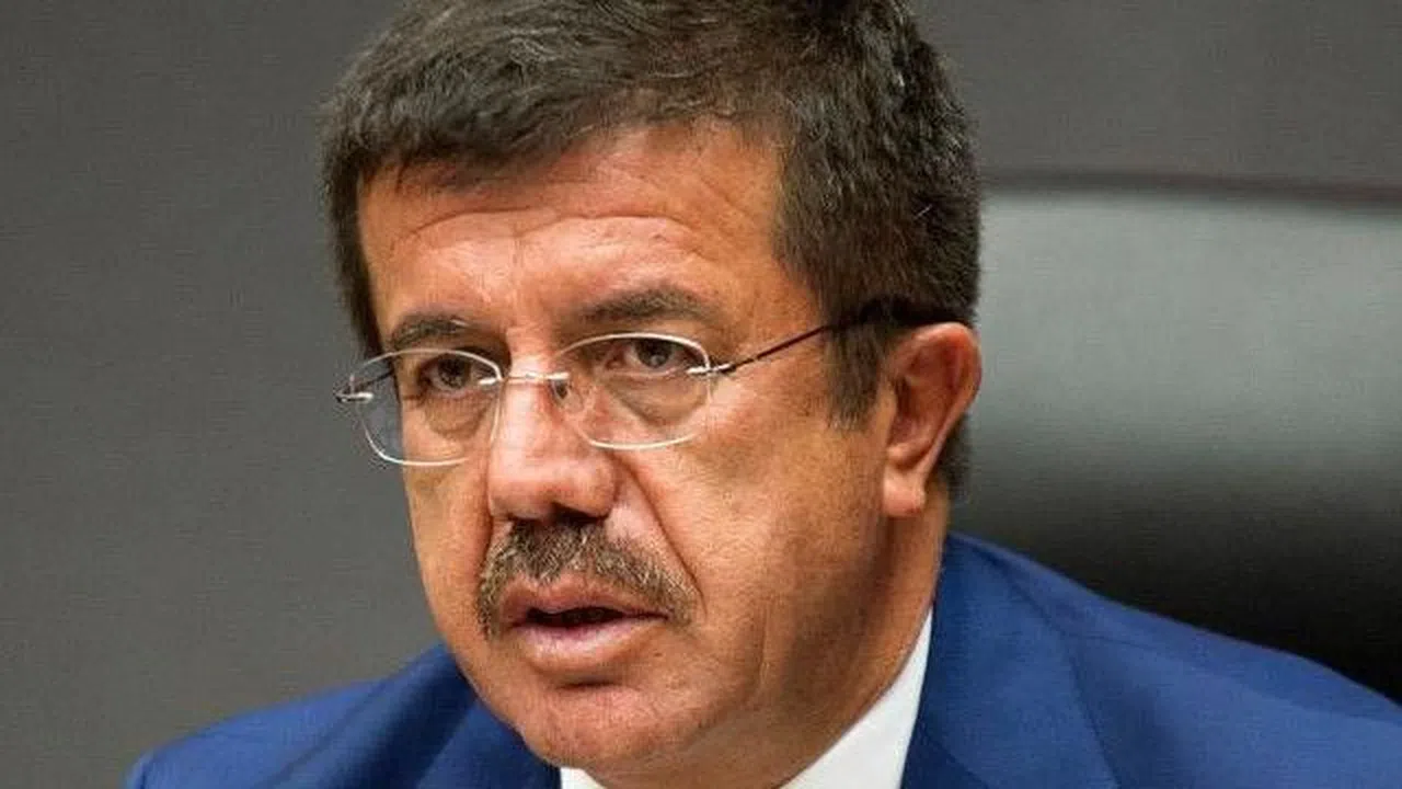 Nihat Zeybekci'den şarap açıklaması