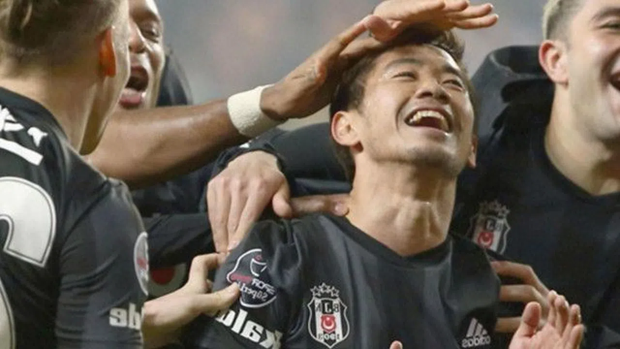 Kagawa ilk 11'de