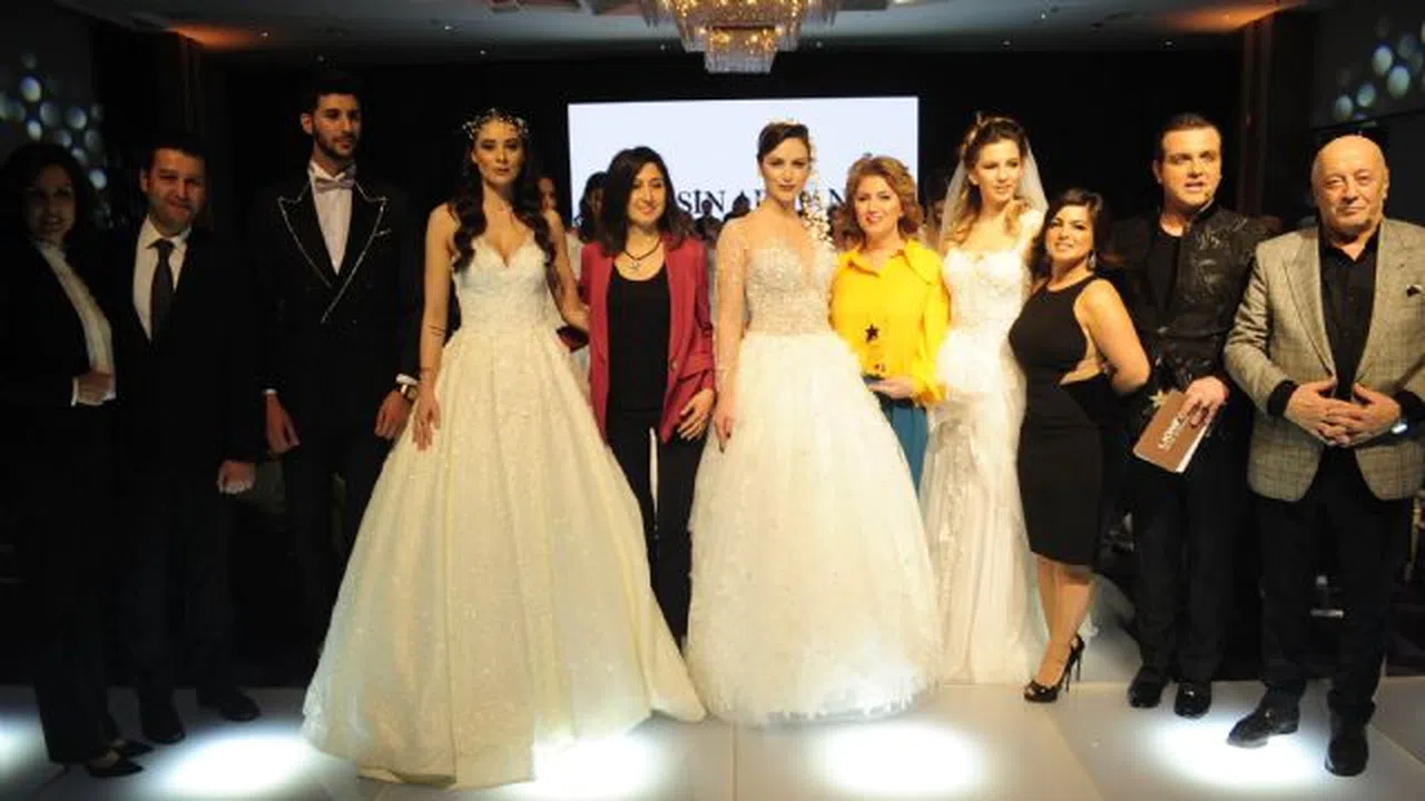 Bekarların yüreğini hoplatan defile göz kamaştırdı