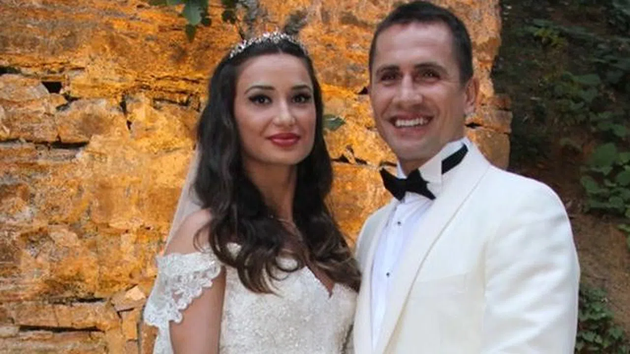 Emre Aşık'tan eşine yeni bir dava daha