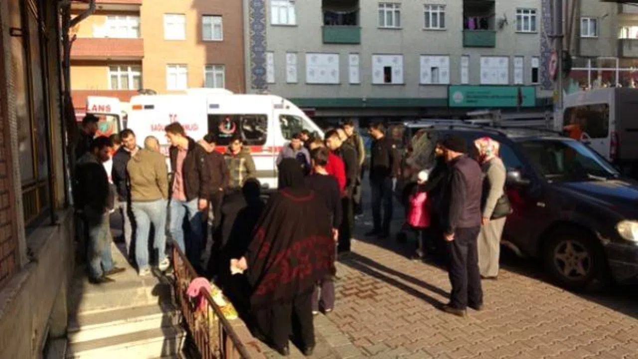 Kazada yaralanan kadın zor sakinleştirildi