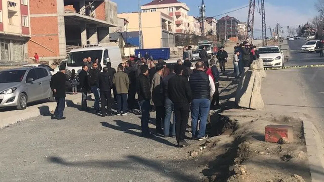 Arnavutköy'de silahlı çatışma: 3 ölü 3 yaralı