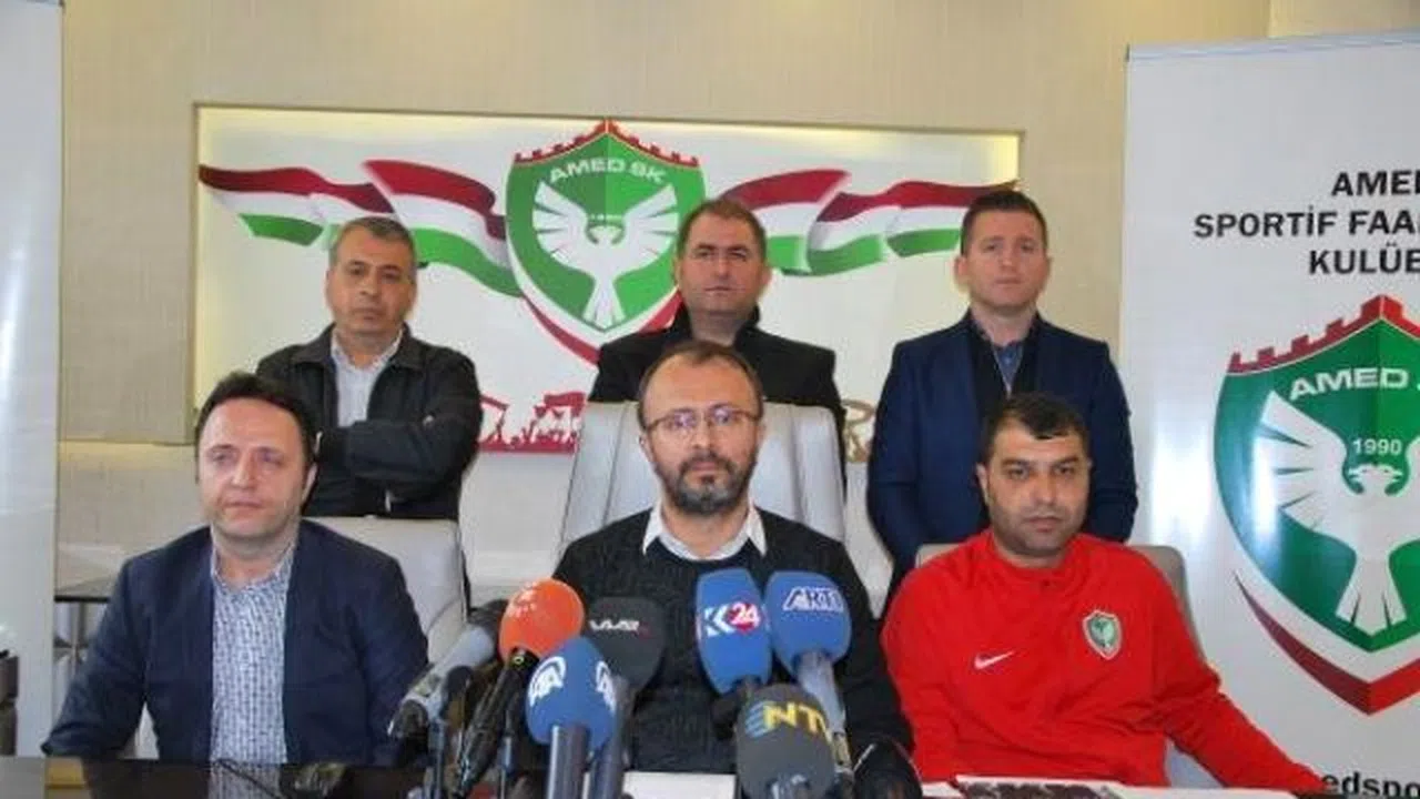 Sakaryasporlu oyuncuları jiletleyen Amedsporlu savcılıkta
