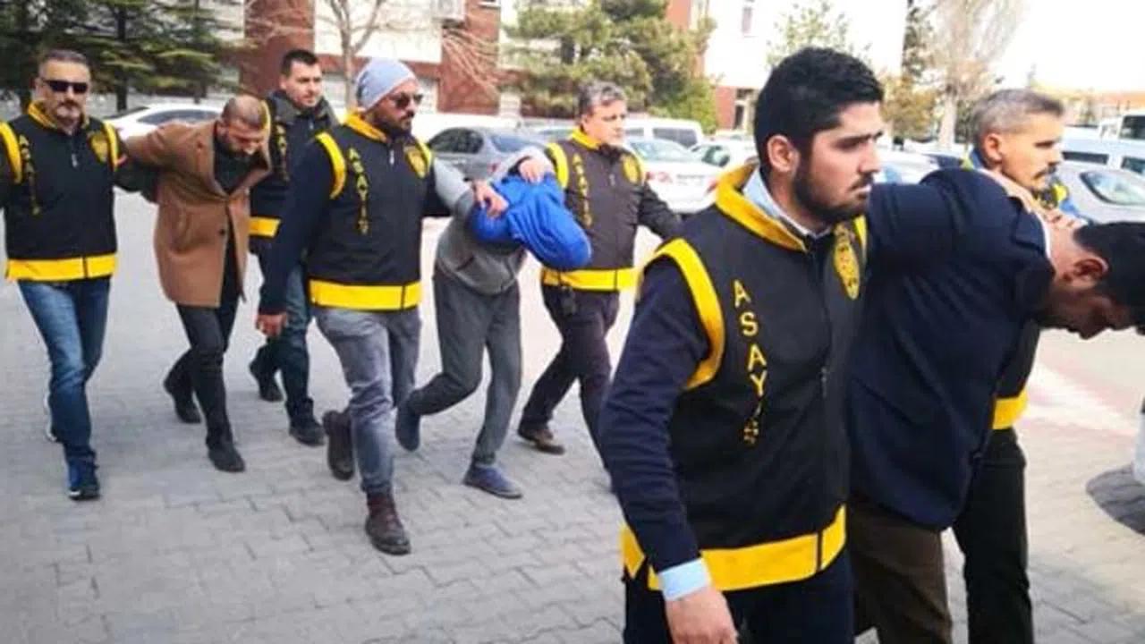 Polis memuruna kurşun yağdıran zanlılar yakalandı