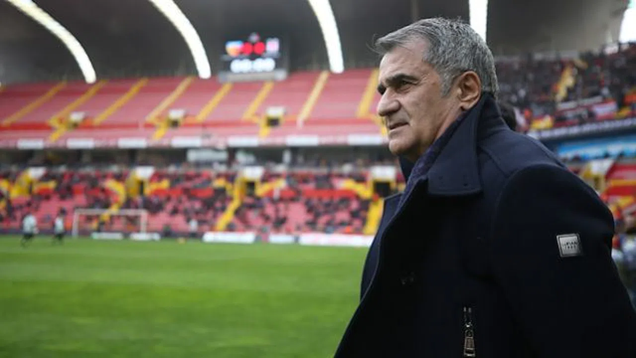 Şenol Güneş milli mesaiye başlıyor