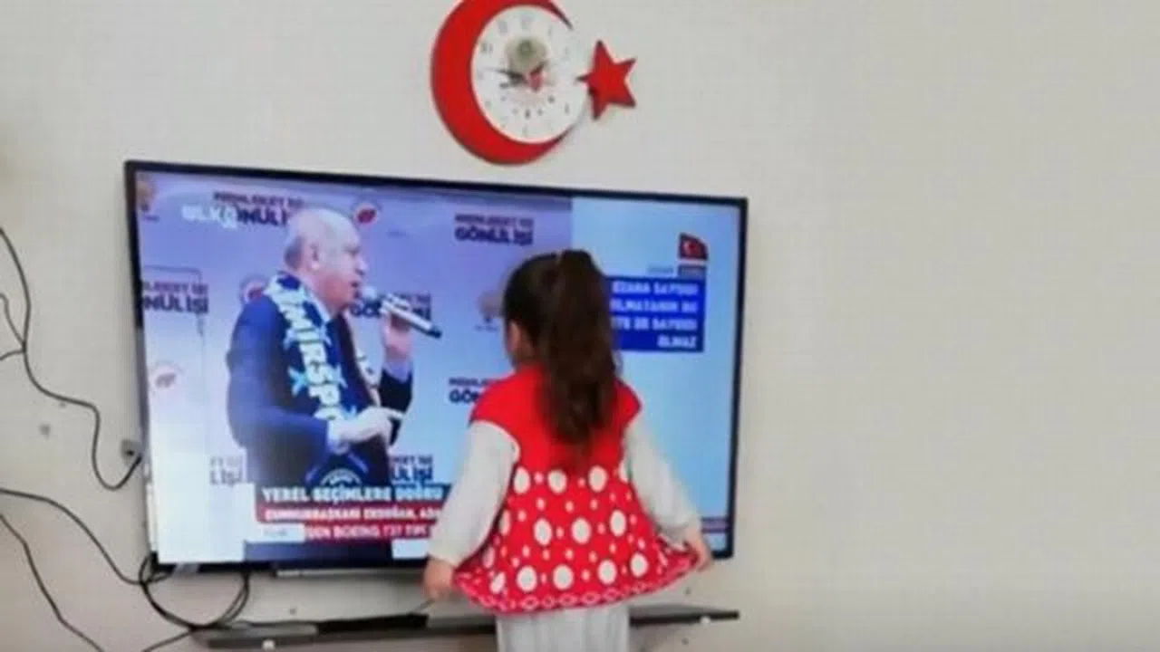 Erdoğan minik kızı mitinge davet etti