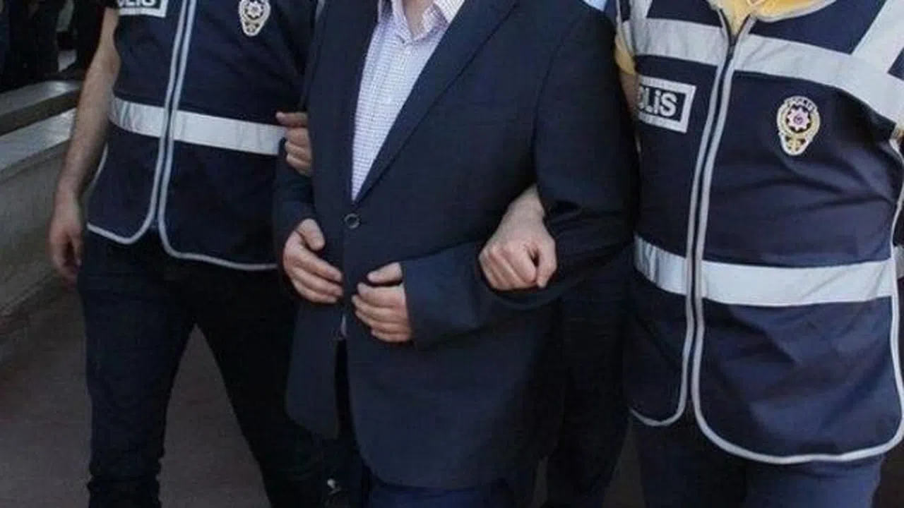 ByLock operasyonunda 102 gözaltı