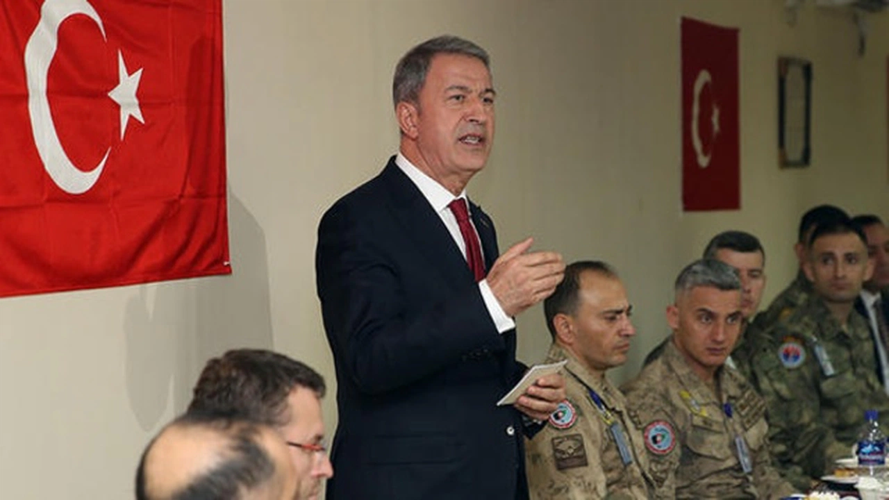Bakan Akar: ''F-35 şu anda normal işliyor görünüyor''