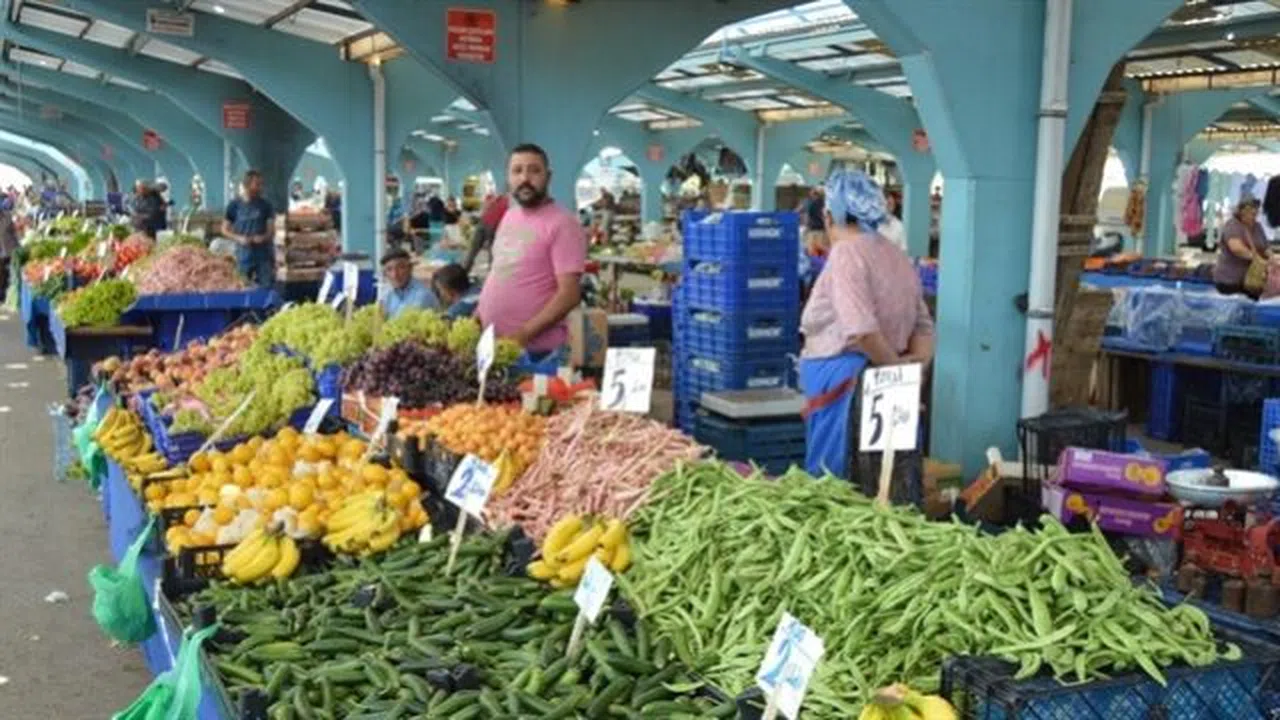 Yaz bereketi vatandaşın yüzünü güldürdü