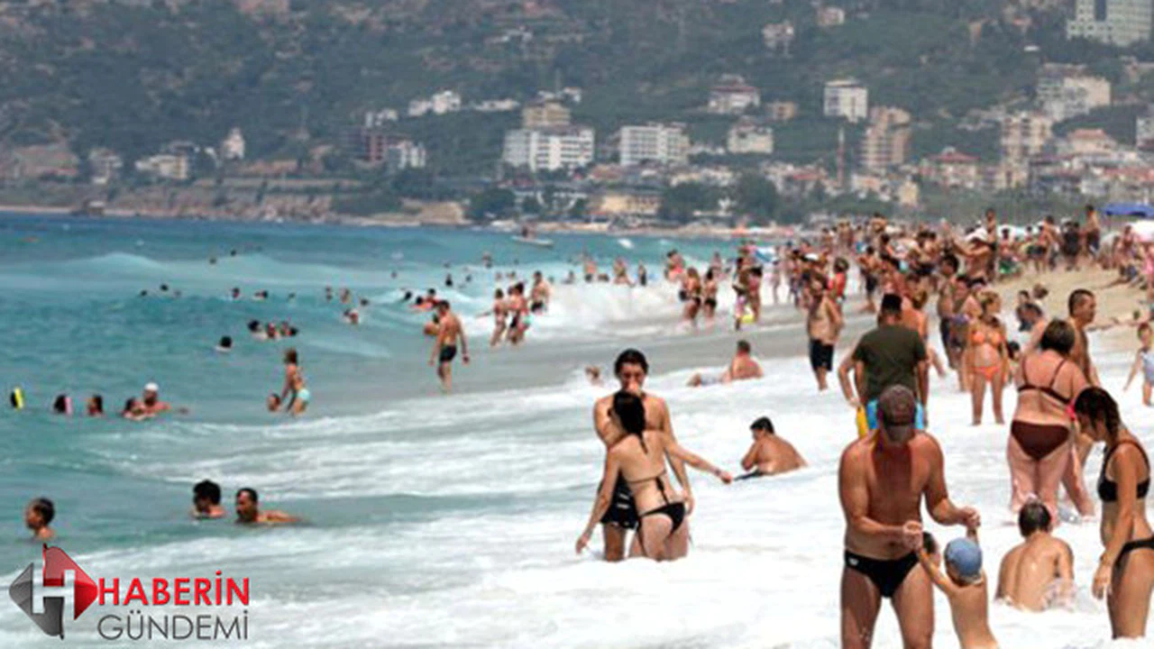 Antalya'da turist sayısı 10 milyonu geçti