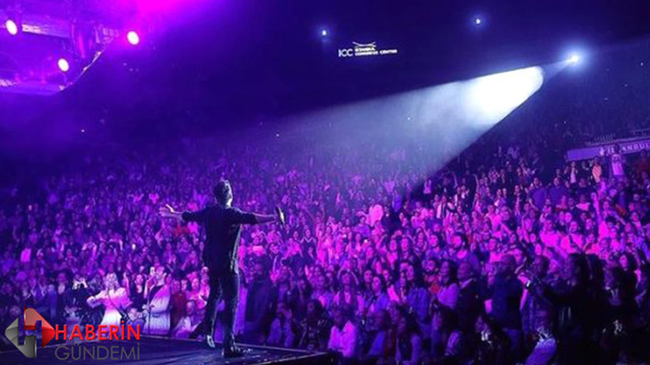 Tarkan'dan muhteşem konser