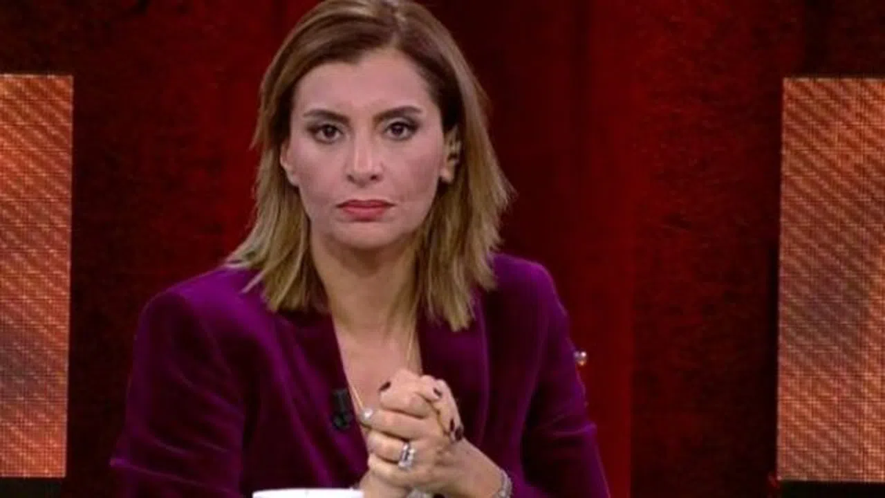 Hande Fırat canlı yayında rahatsızlandı