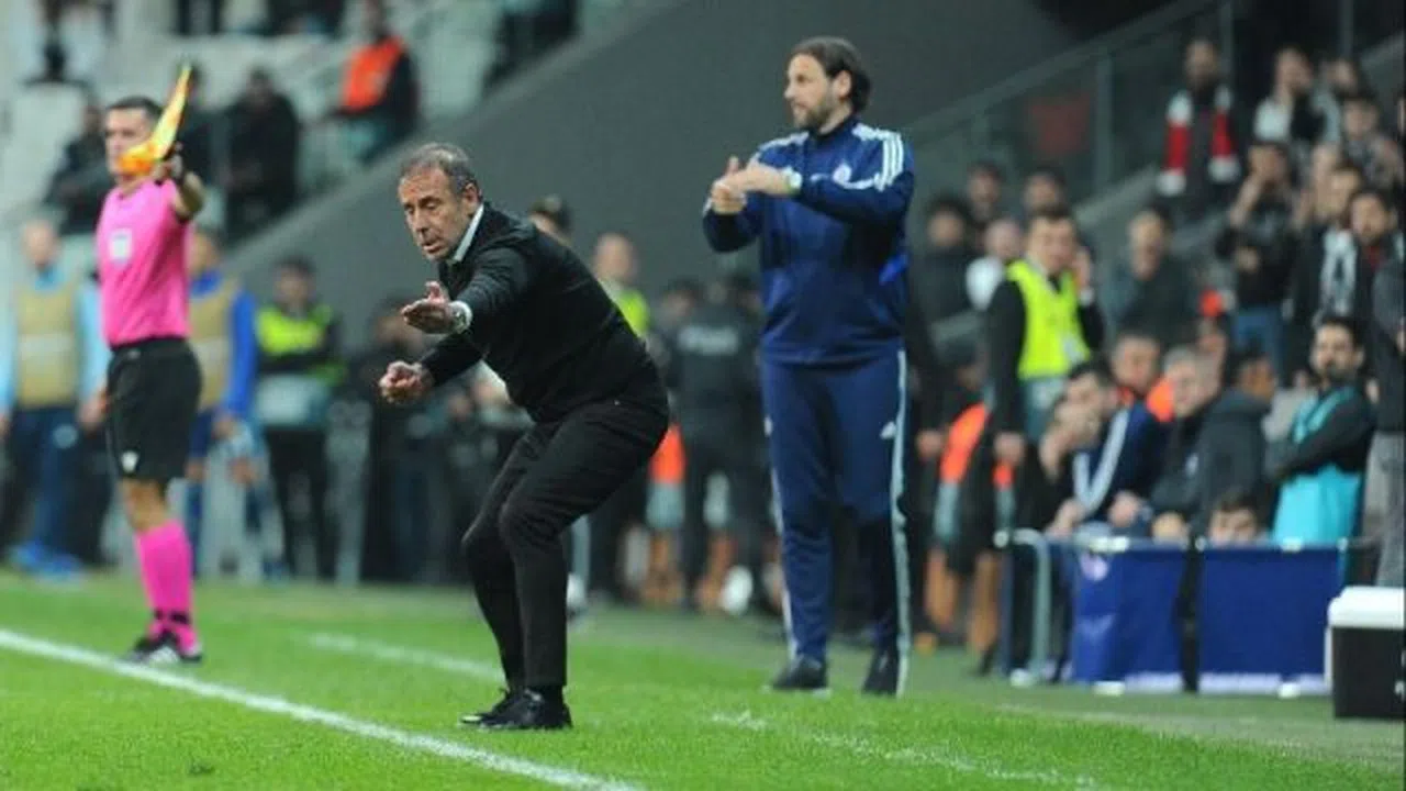 Beşiktaş Slovan Bratislava maçında gerginlik