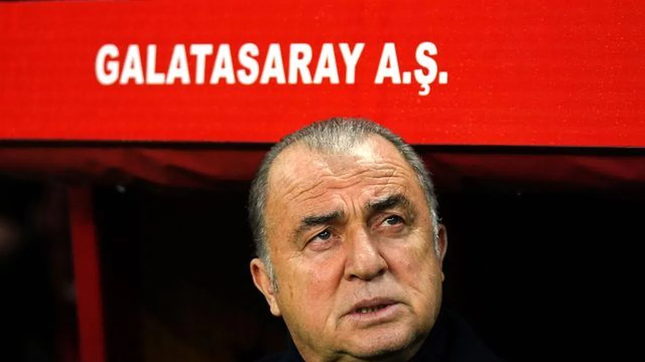 Fatih Terim'e istifa çağrısı