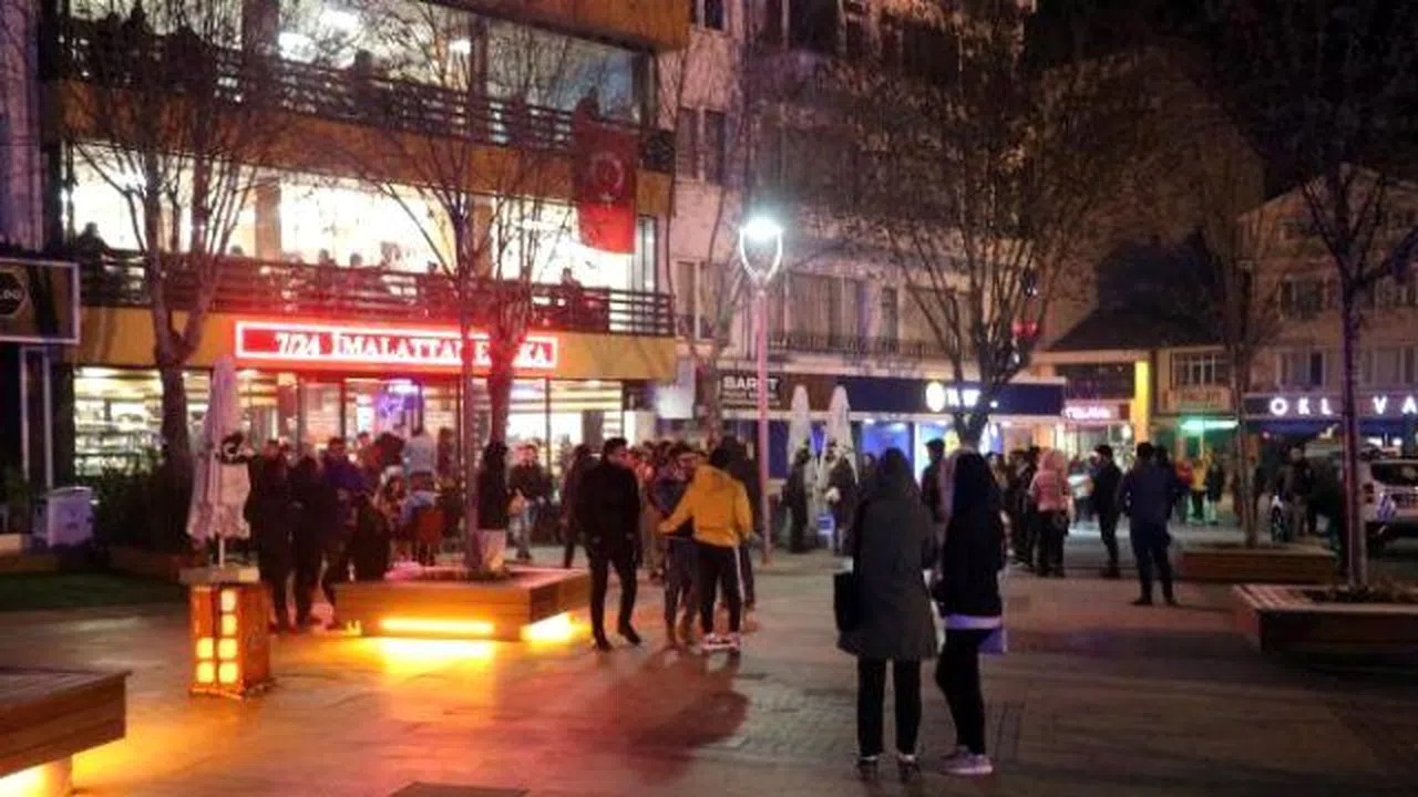 Bolu'da deprem vatandaşları korkuttu