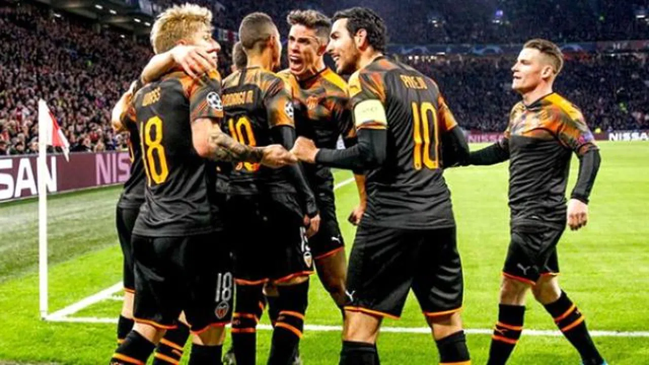 Son yarı finalist veda etti