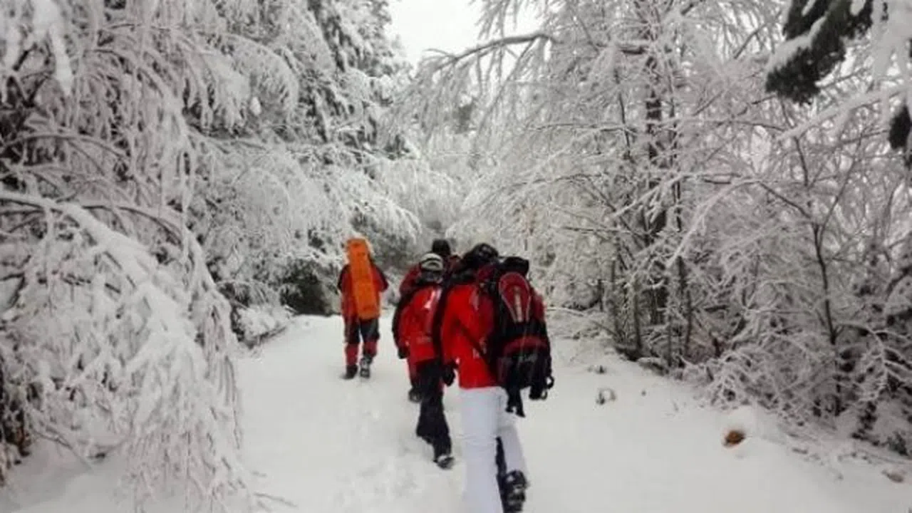 Kayıp dağcılardan acı haber!