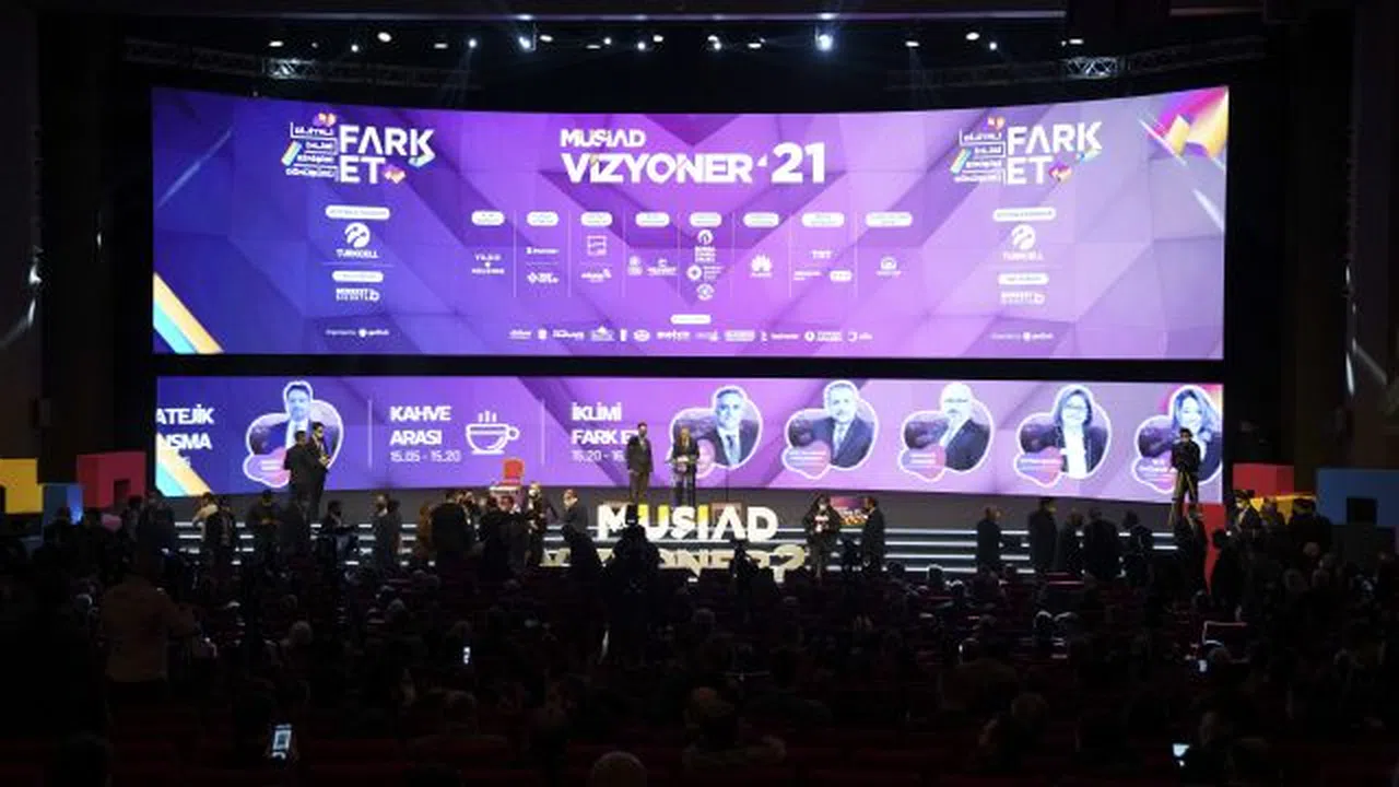 Girişimcilikte fark yaratanlar Vizyoner 21'de buluştu