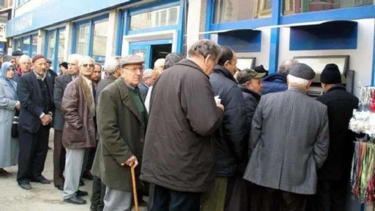 Emekliye kötü haber; Ek zam yok!