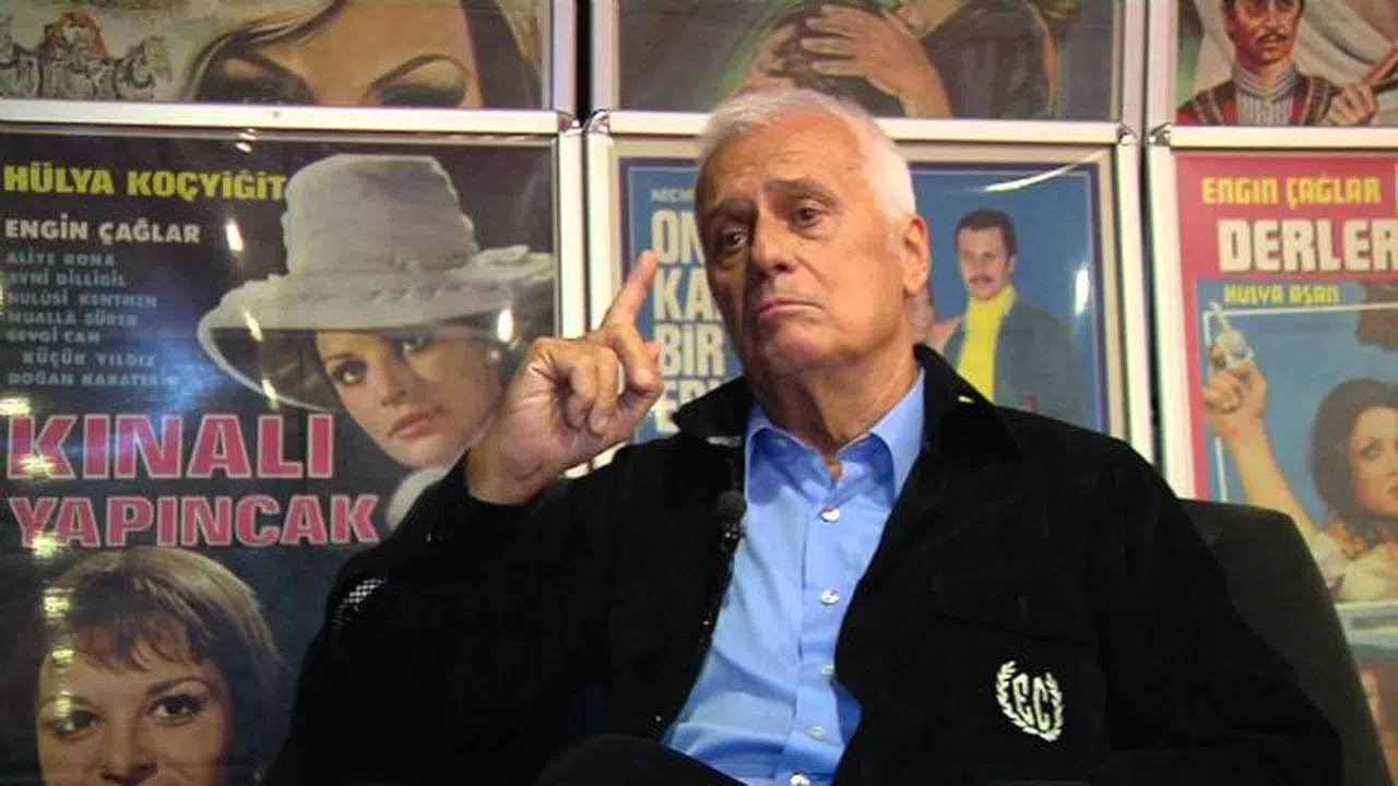 Yeşilçam'ın yakışıklısı Film-San'da Güven Tazeledi