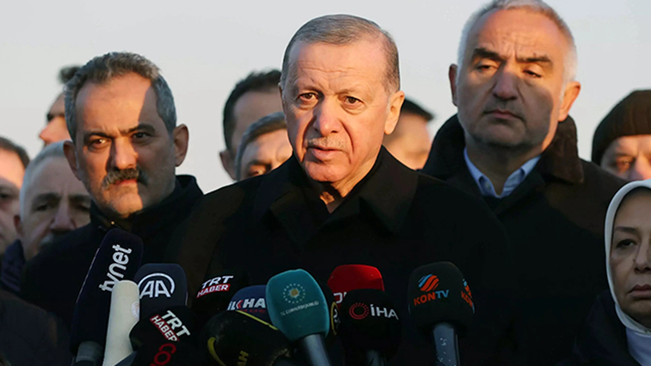 Cumhurbaşkanı Erdoğan, Gaziantep Deprem Konutları Kura ve Teslim Töreninde Birlik ve İşbirliğini Vurguladı