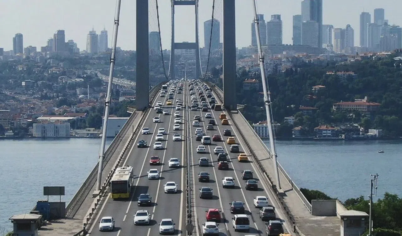 Otoyol ve Köprü Ücretlerine Büyük Zam