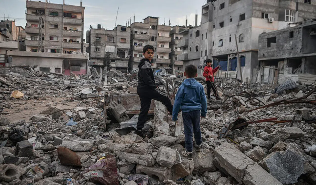 Gazze'de Artık, Tek Tek Evler Bombalanıyor