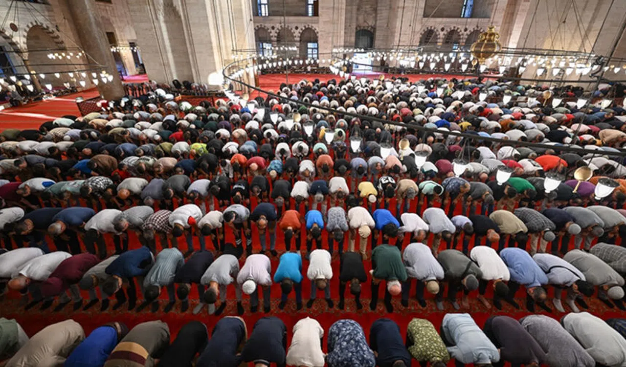Türkiye'de Kurban Bayramı Namazı Saatleri Açıklandı