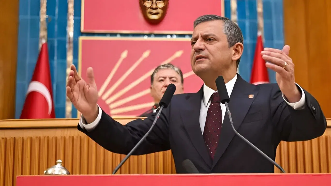 Erdoğan'dan Özgür Özel’e Hakaret Davası Hamlesi