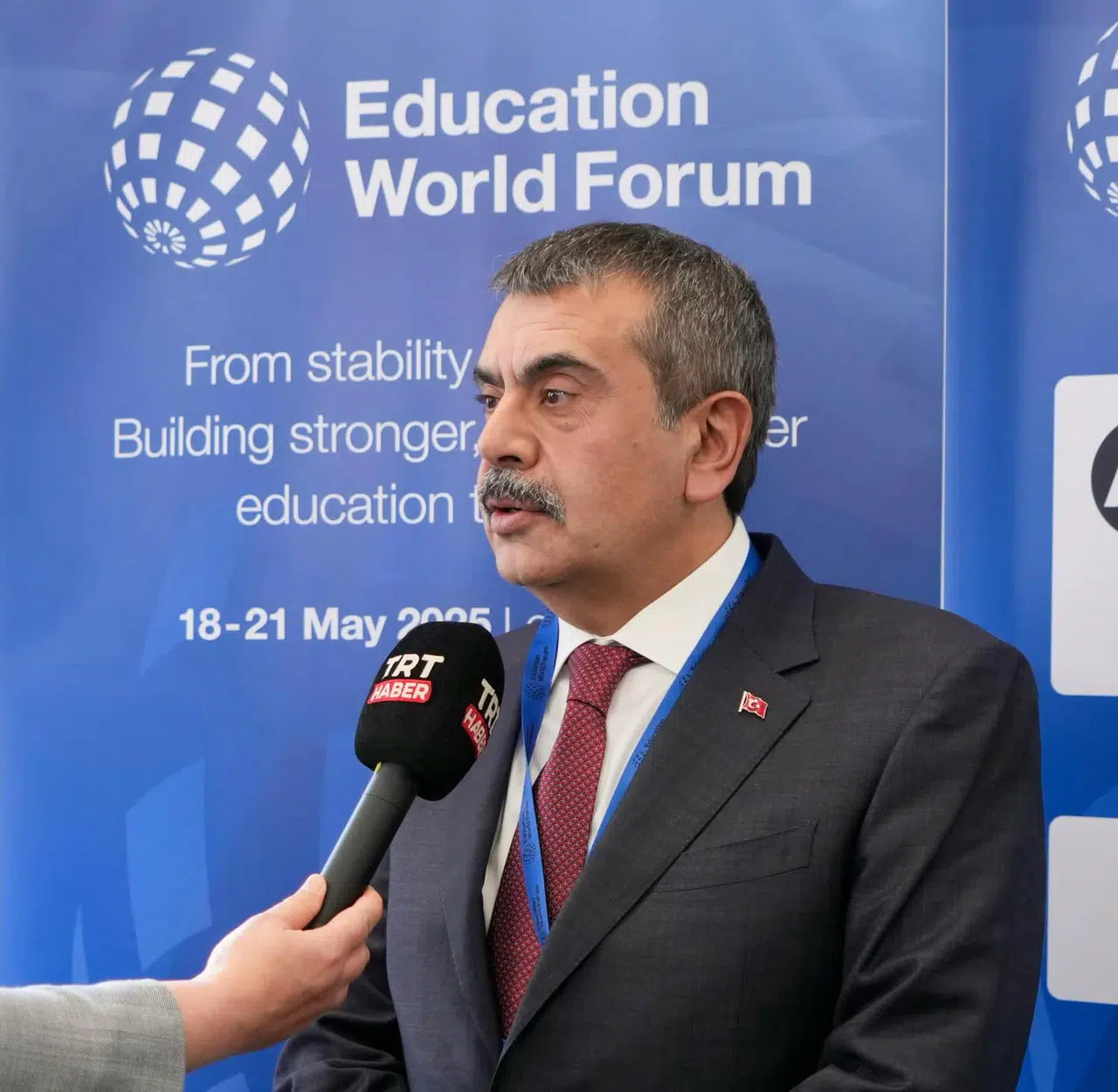 Bakan Tekin: Eğitim barışın anahtarıdır