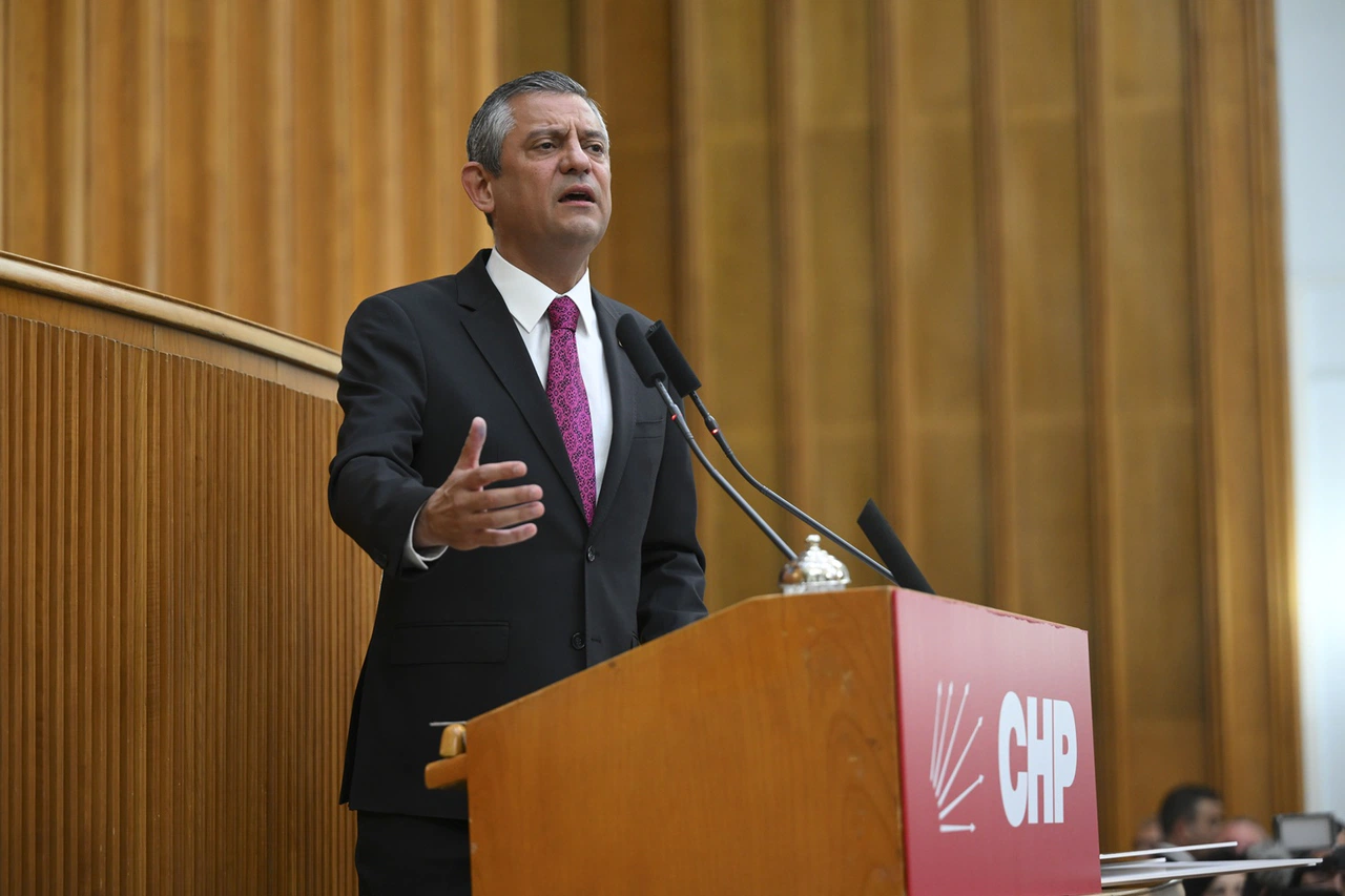 Özel’den iktidara ikramiye ve yargı tepkisi