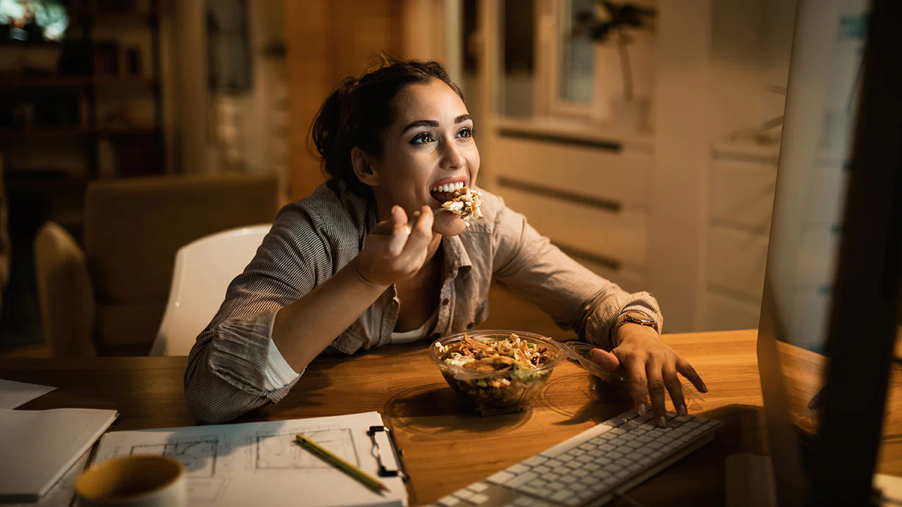 Gece yemekten kurtulmak için alışkanlıkları yeniden şekillendirin