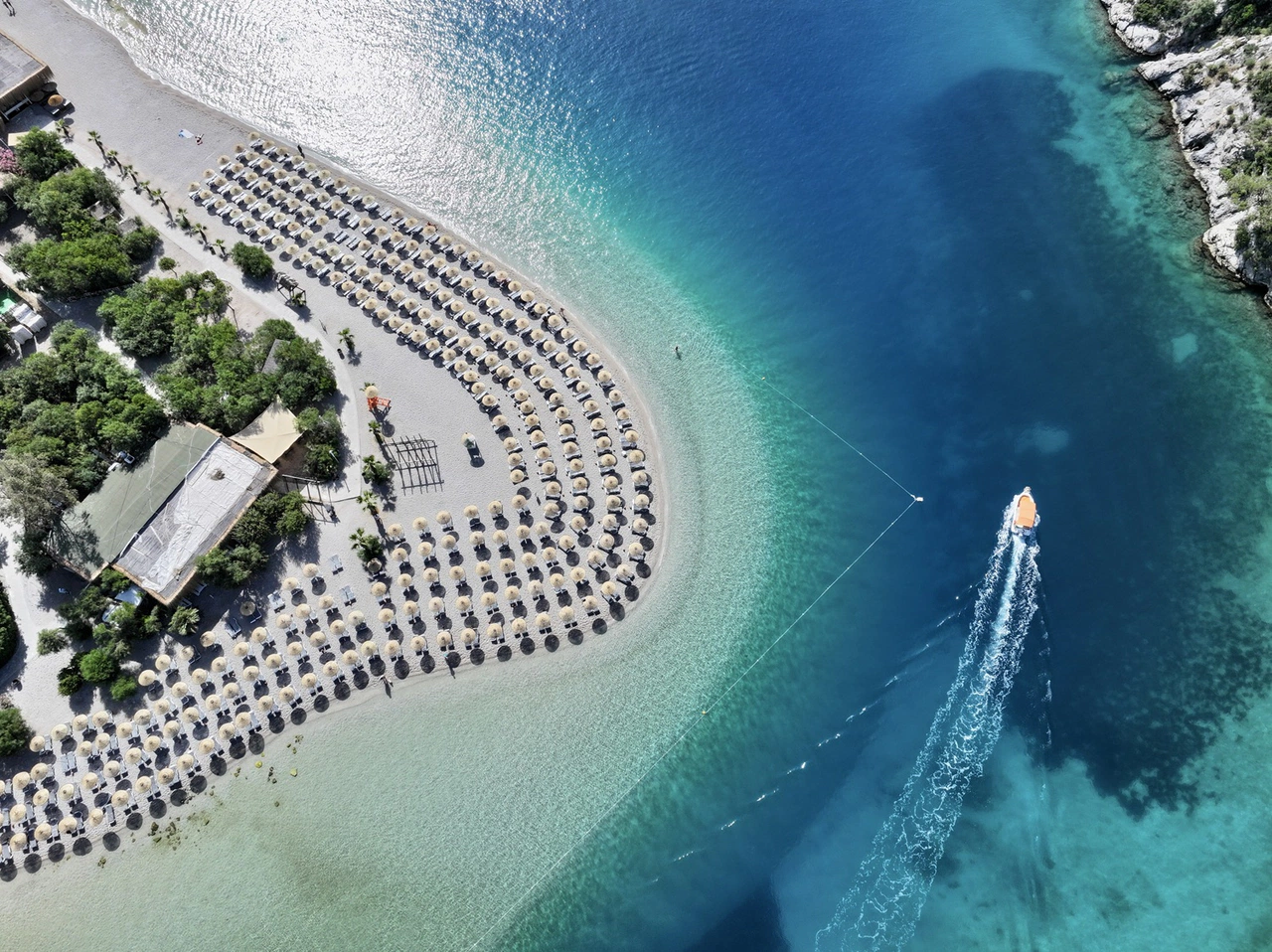 Muğla’da mavi bayraklı plajlar tatilcileri bekliyor